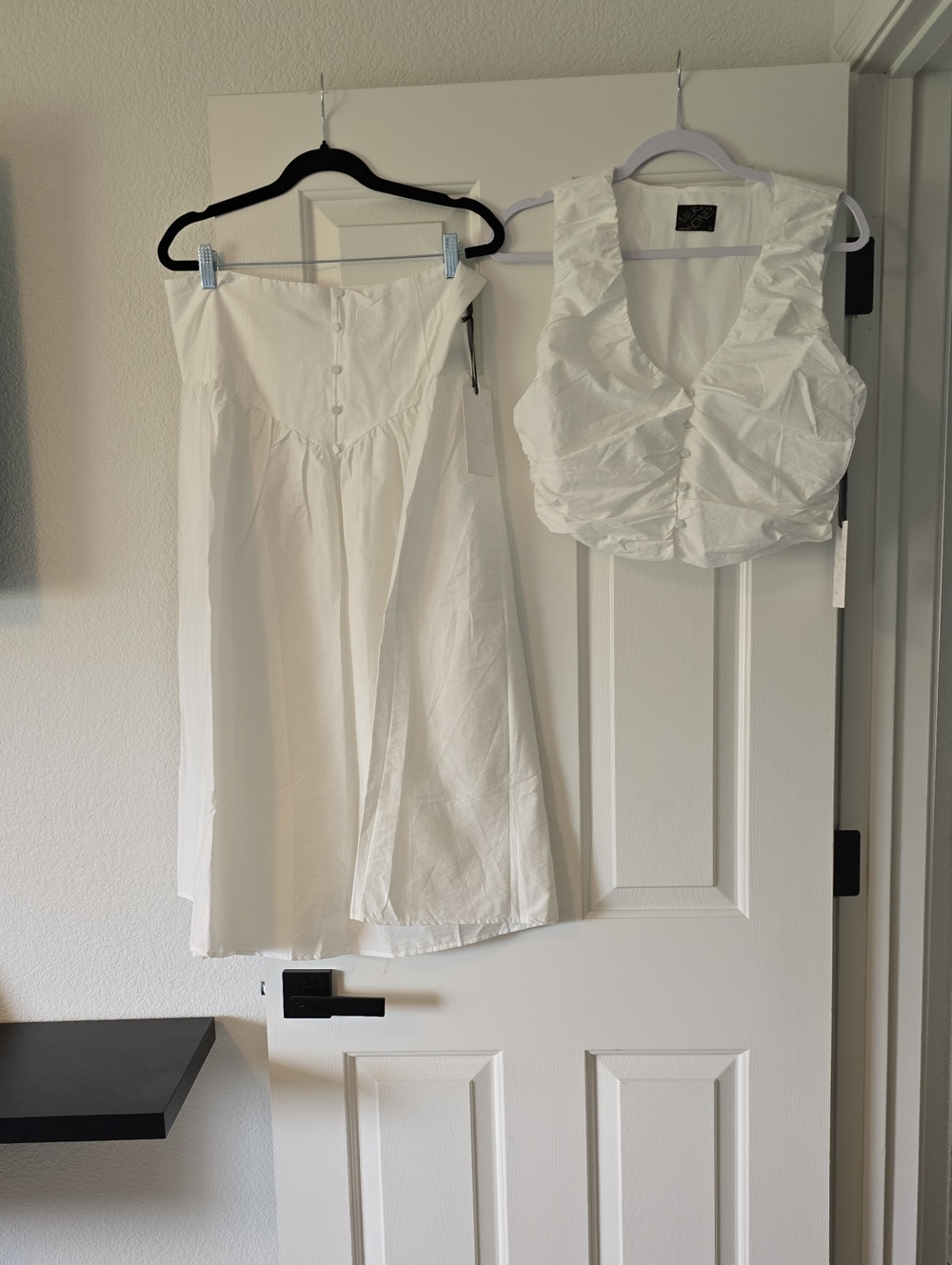 Milk &Honey White Ruffled Crop Top and Skirt Set Sz Lg Nwt